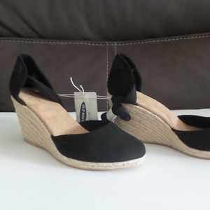Women shoes size size 9M